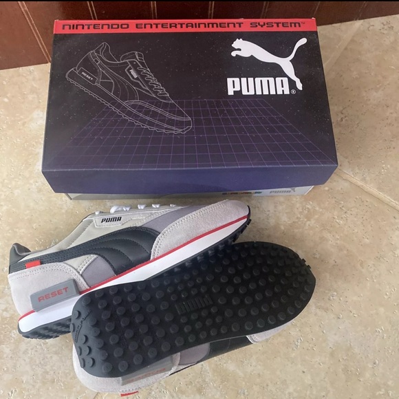 PUMA FUTURE Rider x Nintendo Retro Console 2020 Cleat w Box Size 7.5 - Picture 8 of 14